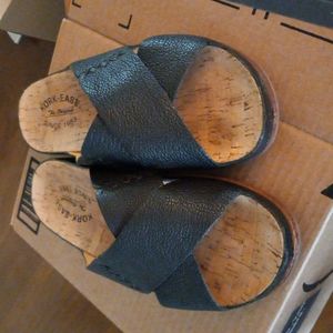 Women's Korkease black sandals